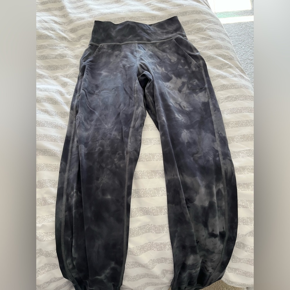 Lululemon high-rise align joggers